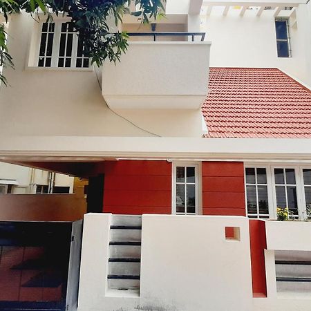Urban Retreat Villa Bangalore Exterior photo
